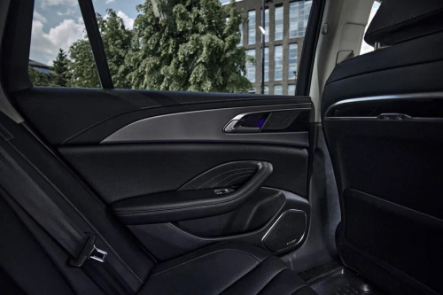 Image Hongqi H5 New16