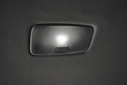 Image Toyota HiAce VIP (5 мест)24